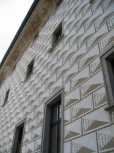 Sgraffites sur les murs de l'Ancien collège des Jésuites